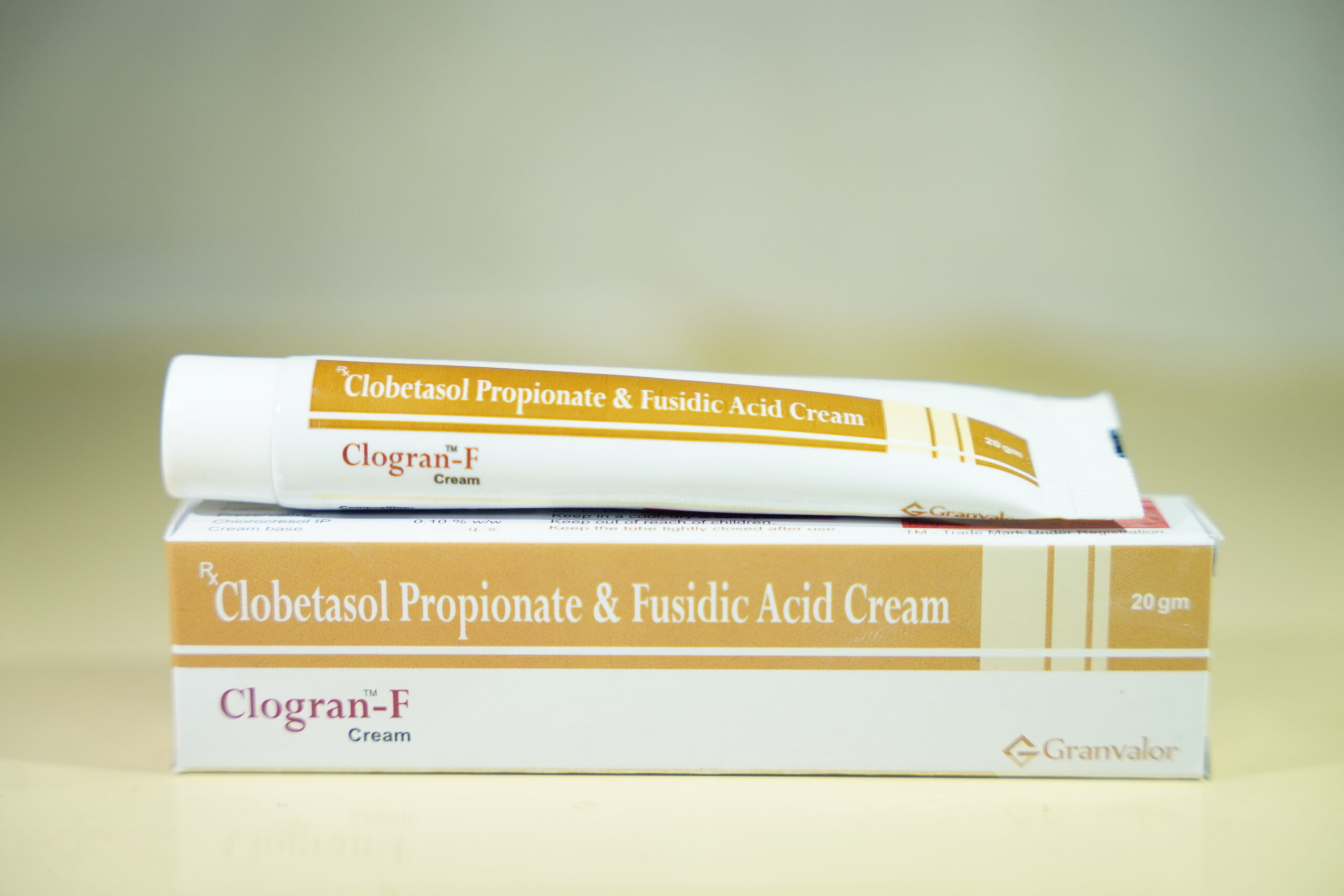 Clogran-f Cream